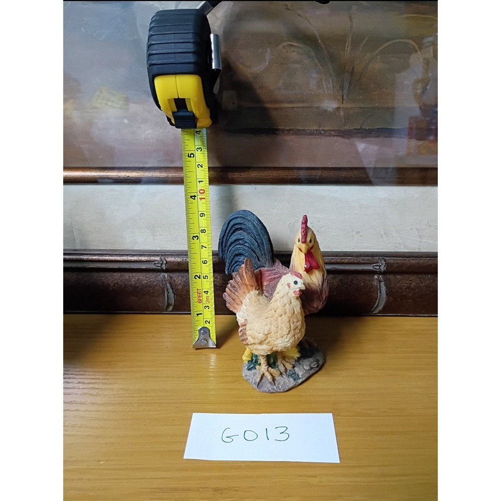 Farmhouse Rooster and Hen Figurine Sunflower Base Country Kitchen Decor Resin - Picture 5 of 6